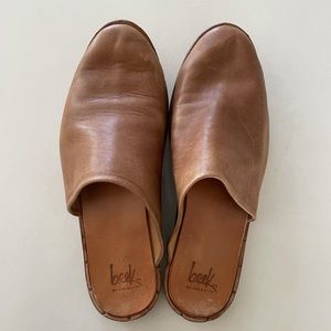 BEEK genuine leather Mules, Size 10.
